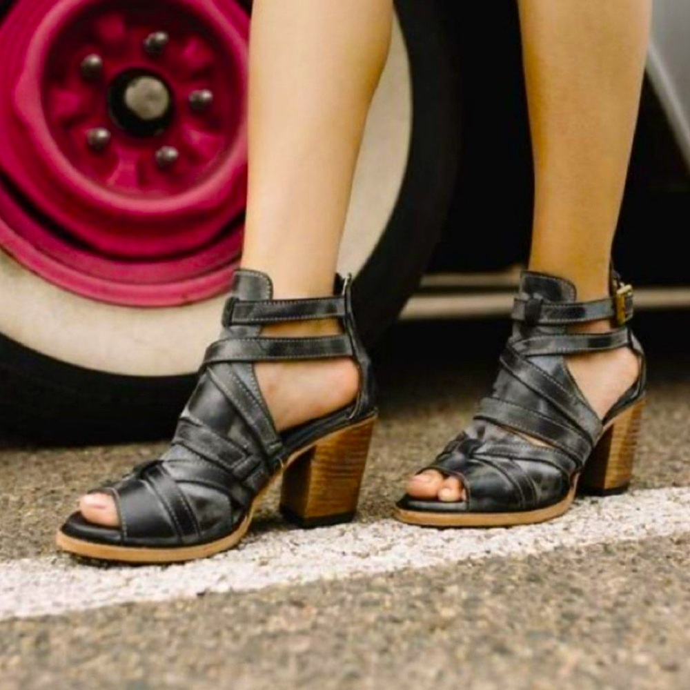 Freebird “Claw” Sandals